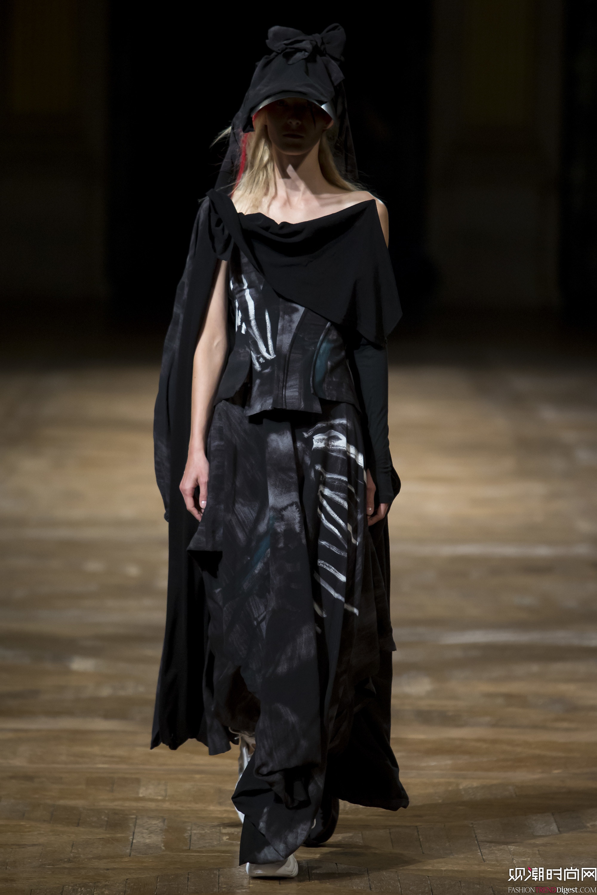 Yohji Yamamoto 2016ϵаrbܸDƬ
