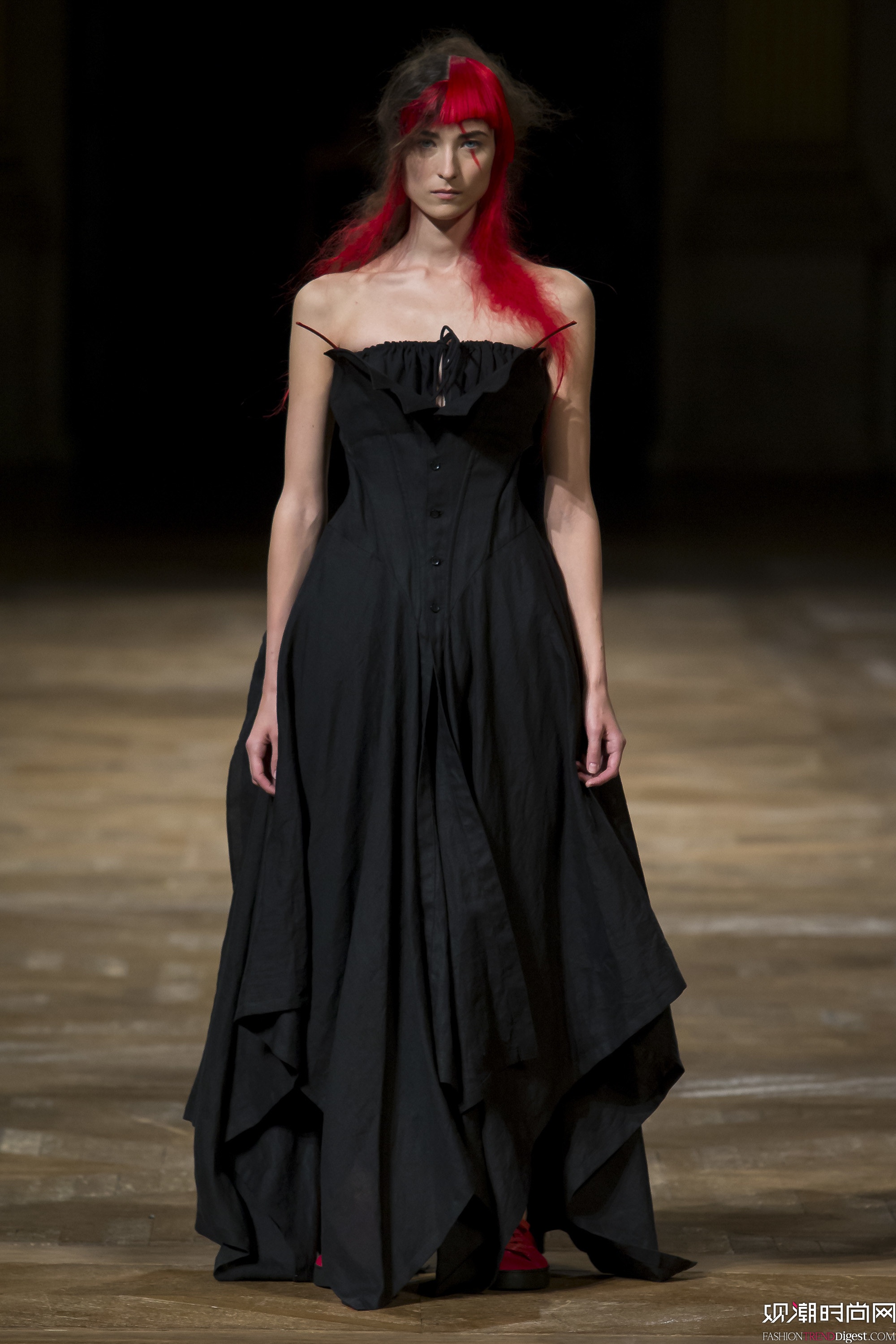 Yohji Yamamoto 2016ϵаrbܸDƬ