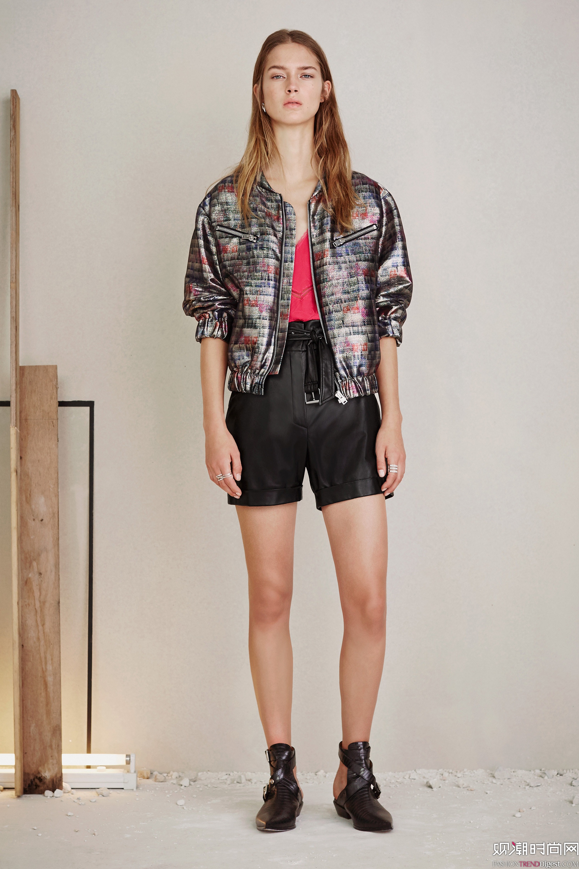 Iro 2016ϵLookBookDƬ