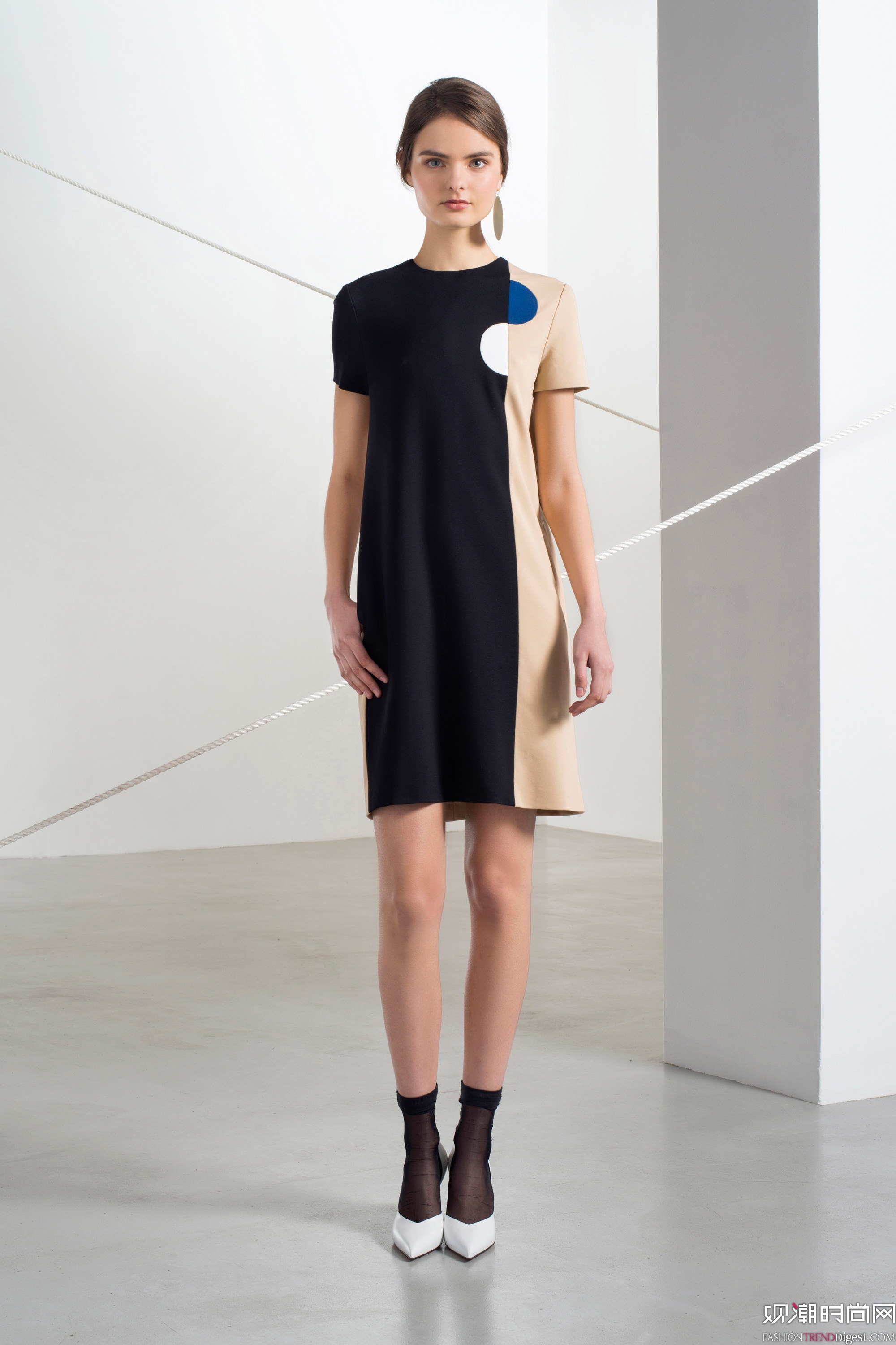 Lisa Perry 2016ϵLookBookDƬ
