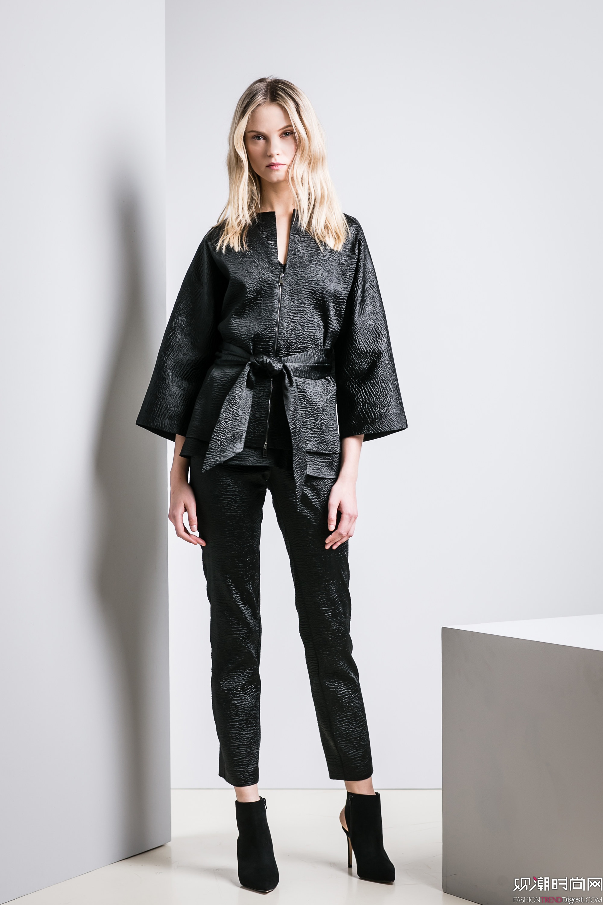 Josie Natori 2016ϵLookBookDƬ