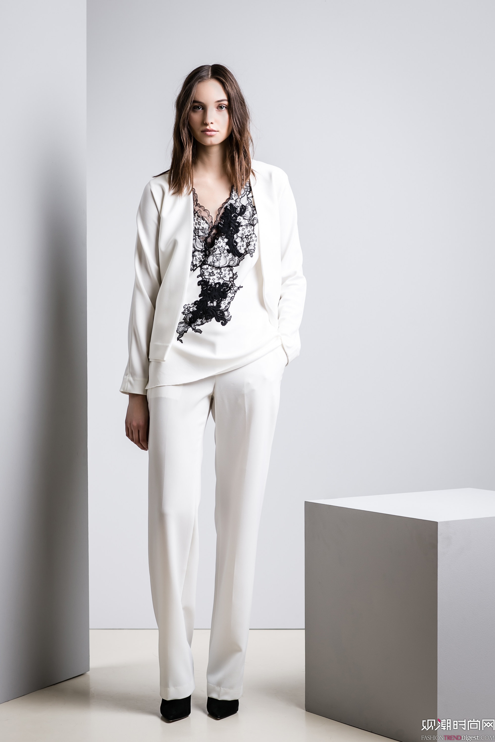 Josie Natori 2016ϵLookBookDƬ