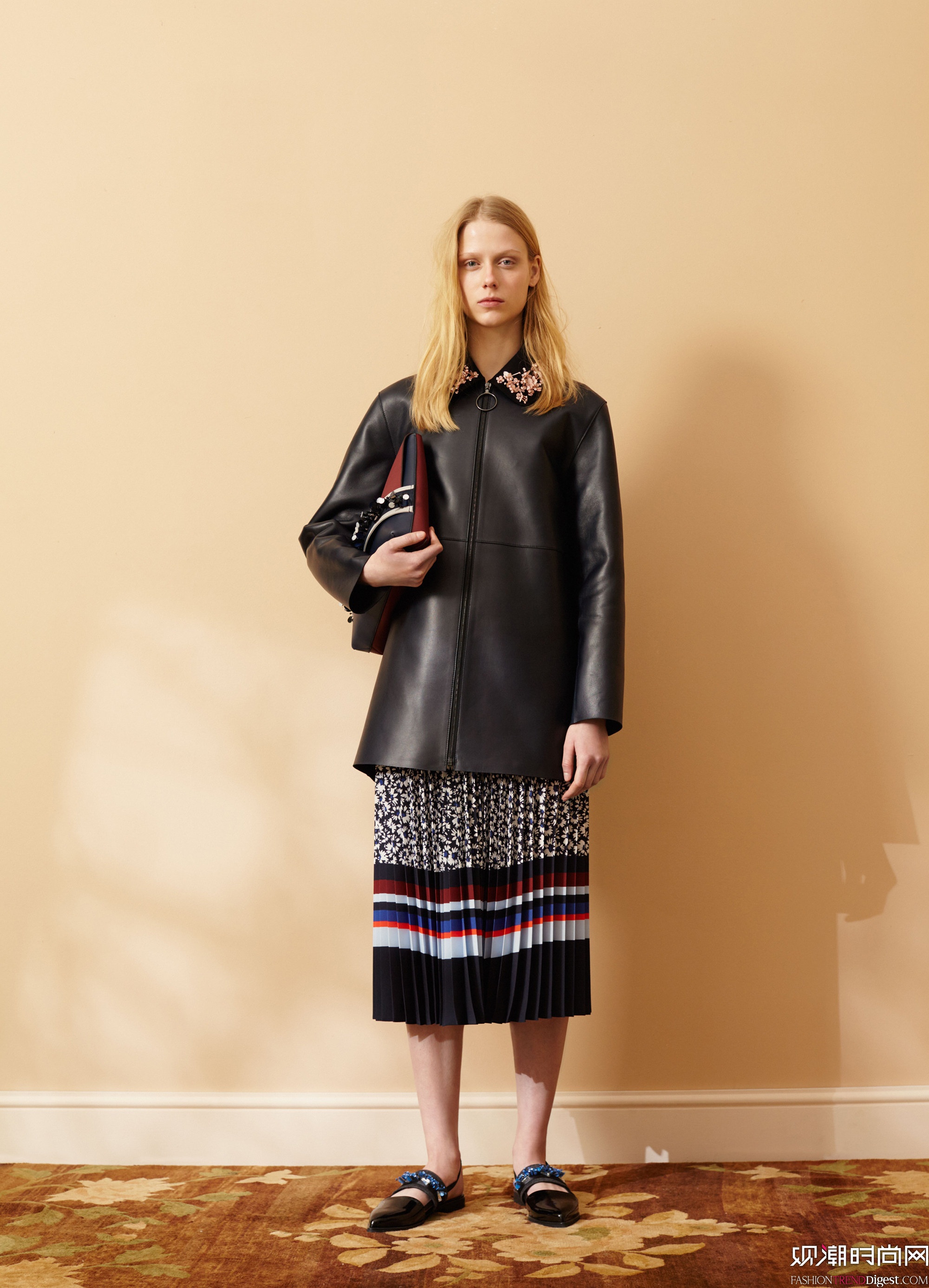 Mother of Pearl 2016ϵLookBookDƬ
