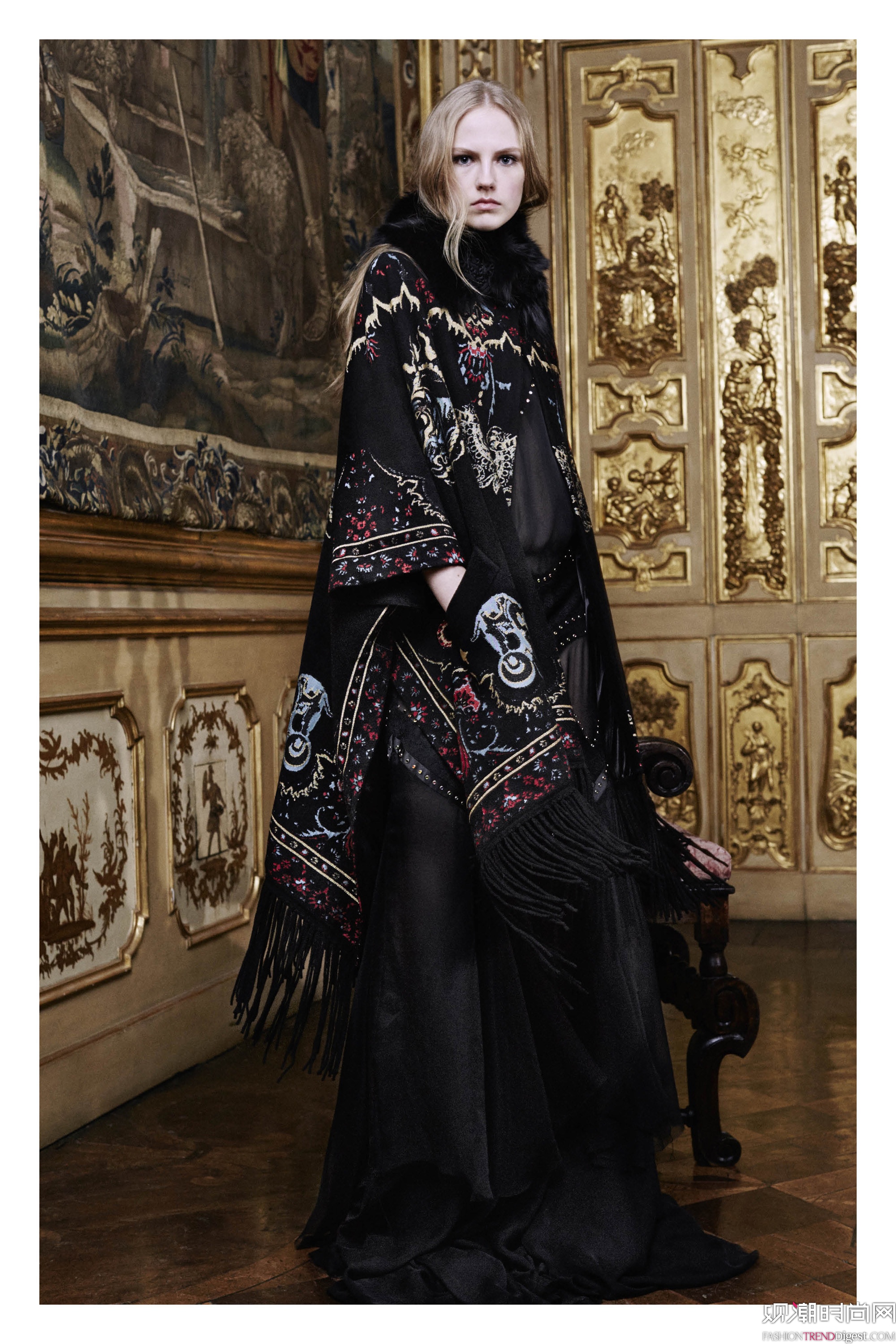 Roberto Cavalli 2016����ϵ��LookBook����ͼƬ