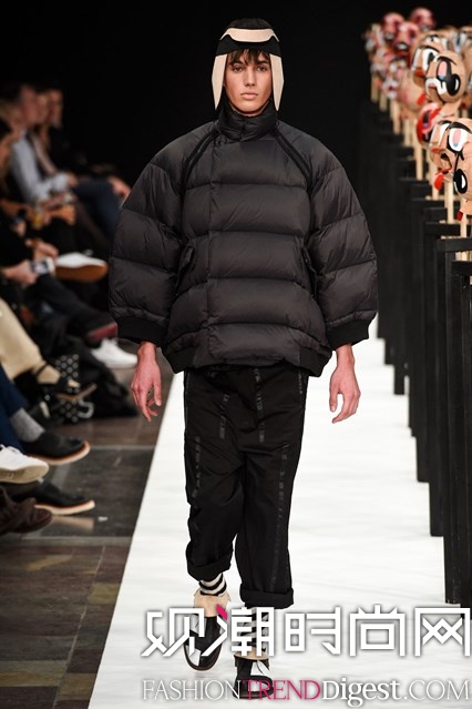 Henrik Vibskov 2016ﶬϵDƬ