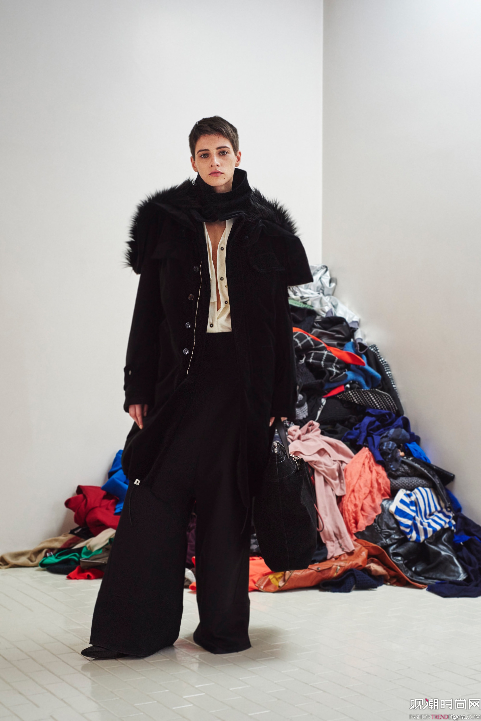 Costume National 2016����ϵ��LookBook����ͼƬ