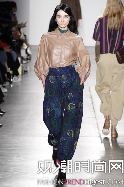 Karen Walker 2016ﶬϵŦԼʱװܸͼƬ