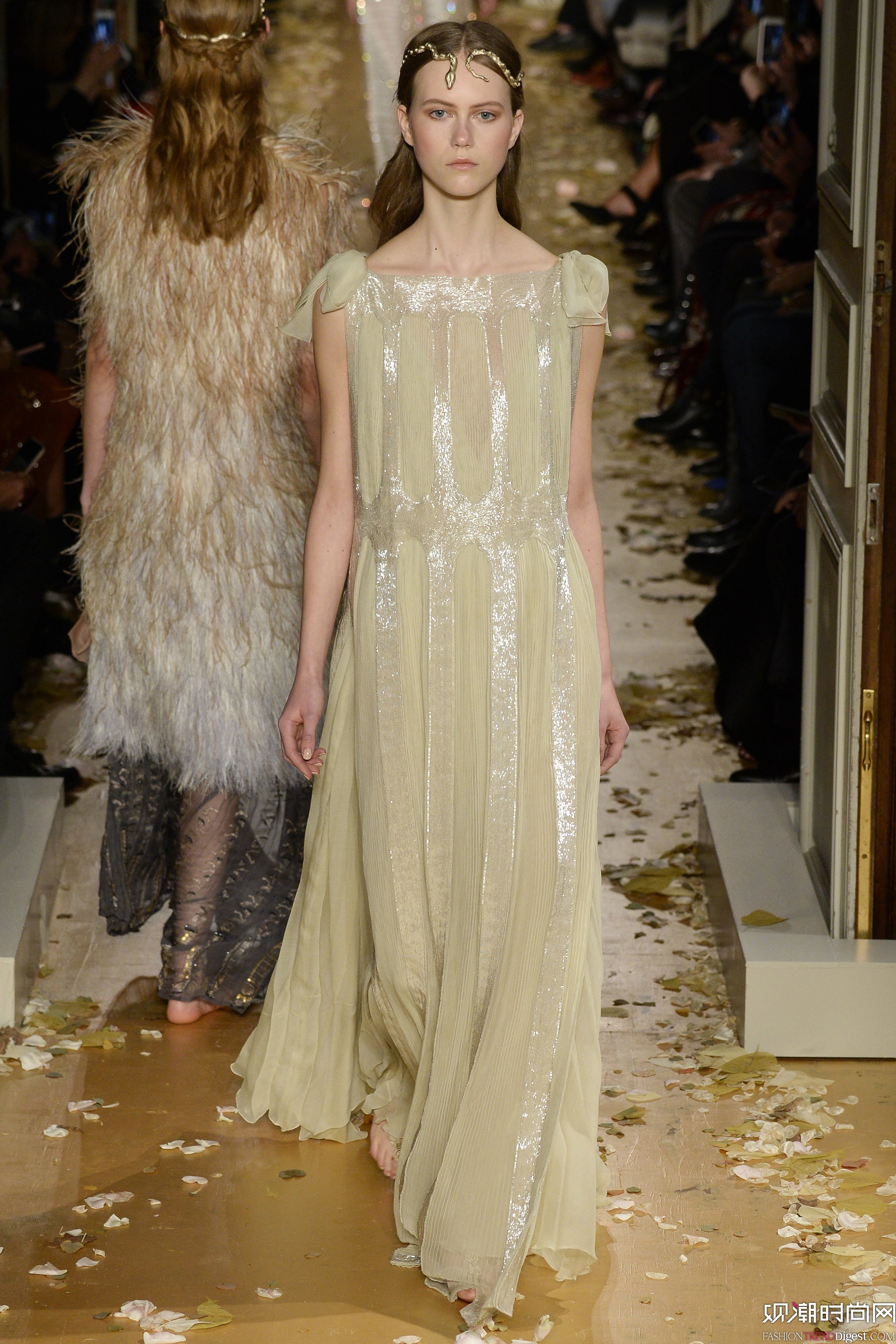 Valentino 2016ĸ߶ϵа߶ܸDƬ