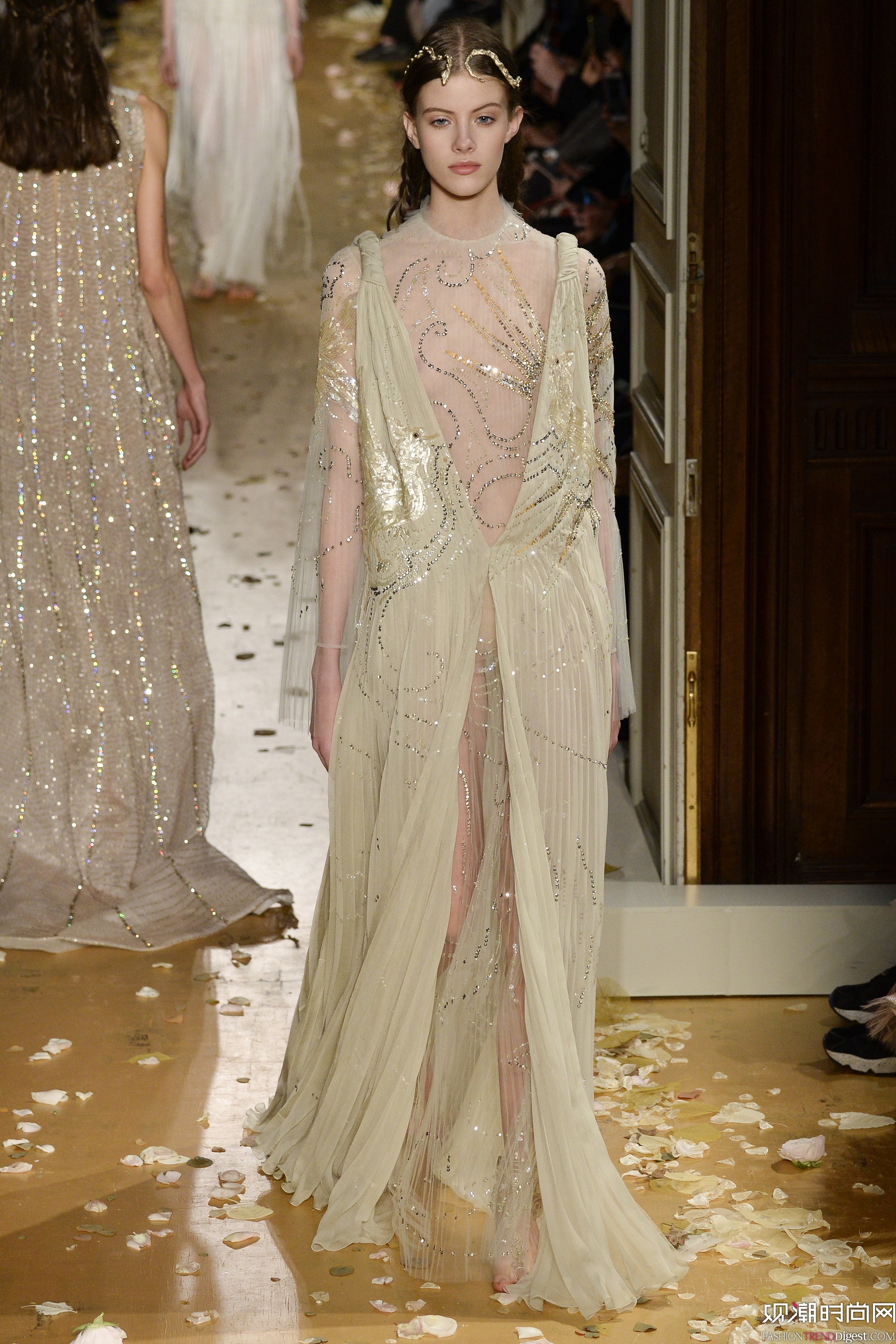 Valentino 2016ĸ߶ϵа߶ܸDƬ