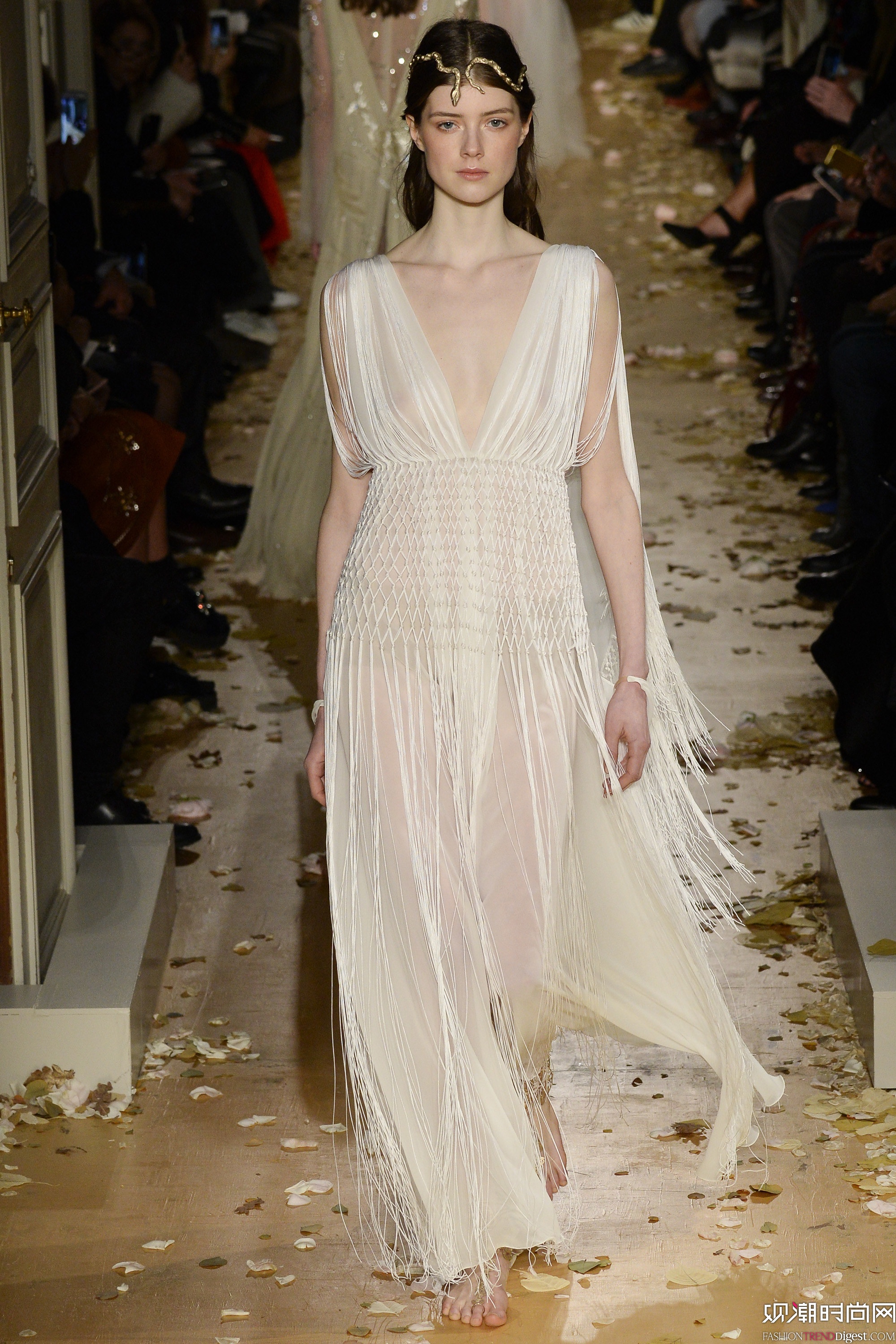 Valentino 2016ĸ߶ϵа߶ܸDƬ