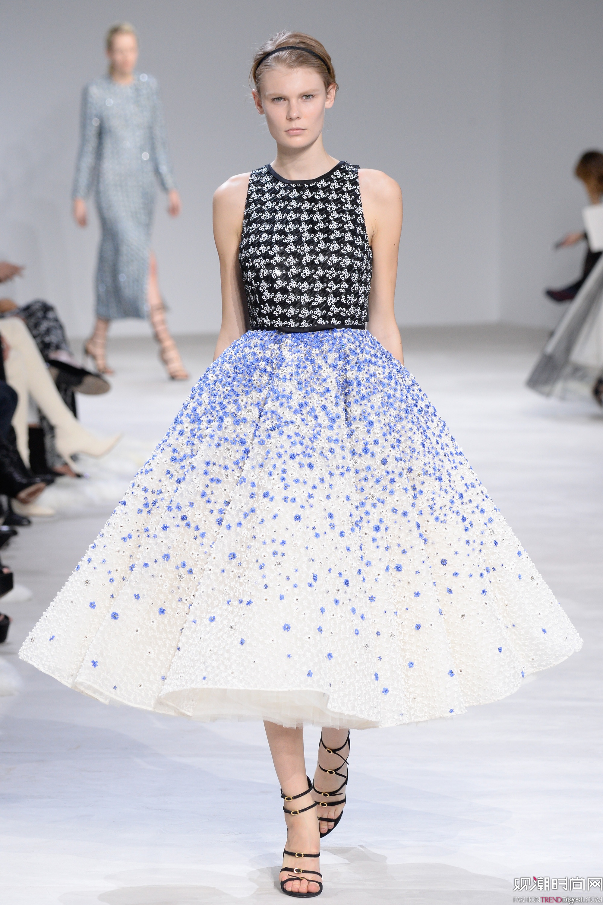 Giambattista Valli 2016İ߶ʱװܸͼƬ