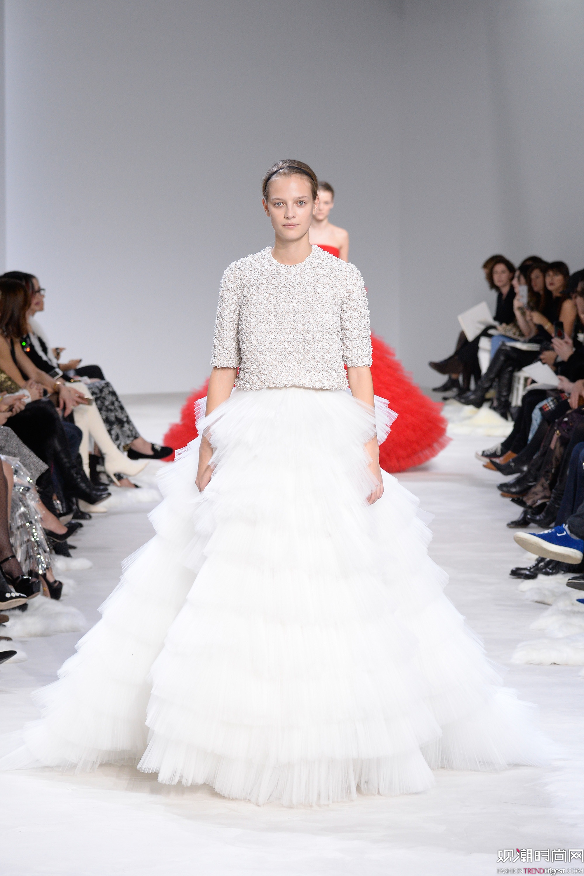 Giambattista Valli 2016İ߶rbܸDƬ