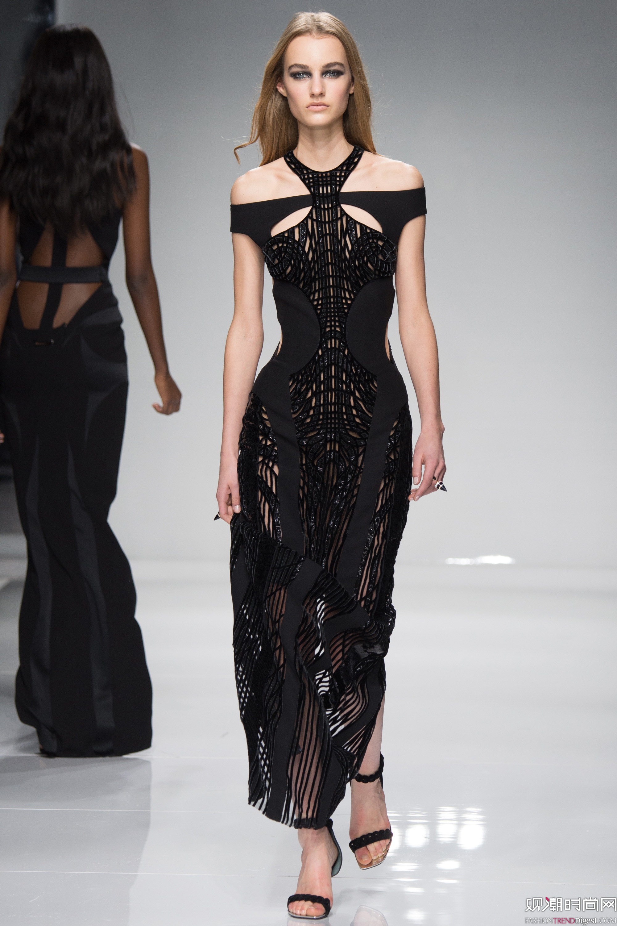 Atelier Versace 2016İ߶ʱװܸͼƬ