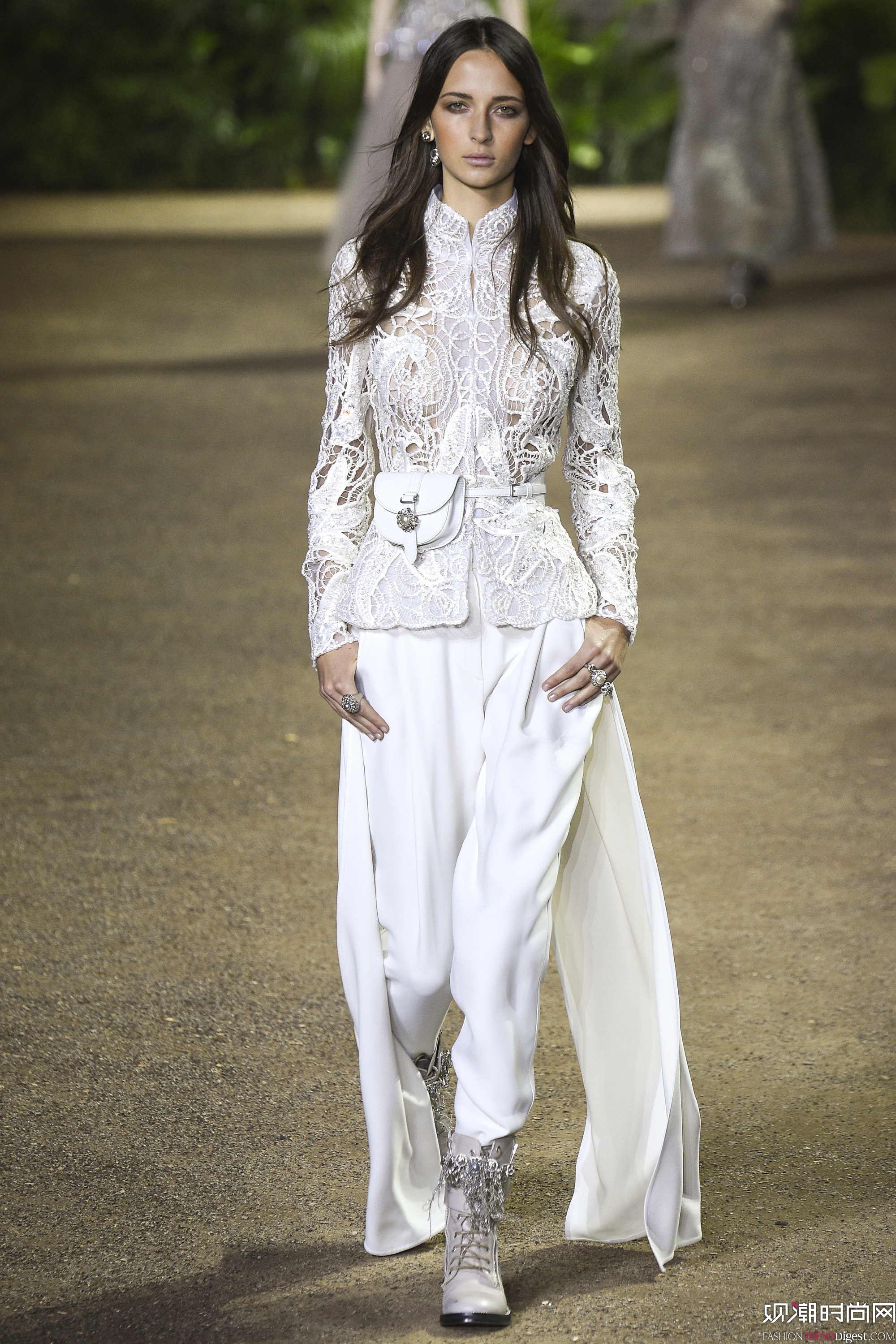 Elie Saab 2016ĸ߶ϵа߶ܸDƬ