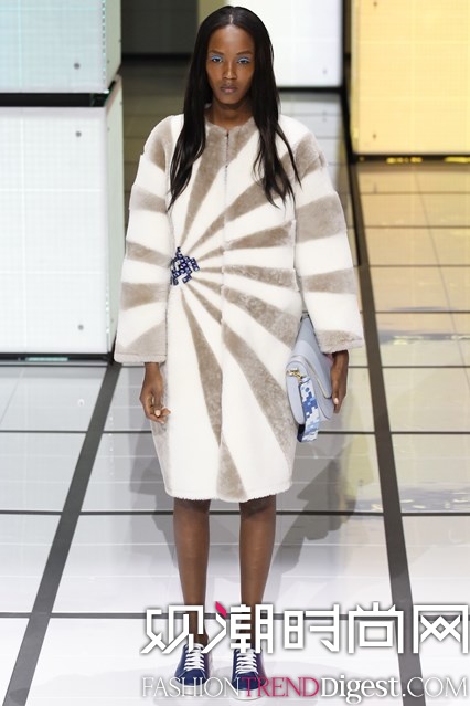 Anya Hindmarch 2016�ﶬϵ��LookBook����ͼƬ