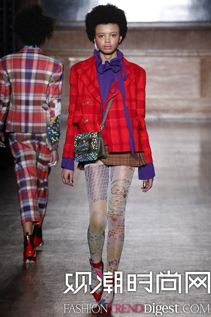 Vivienne Westwood 2016�ﶬ�׶�ʱװ�ܸ���ͼƬ