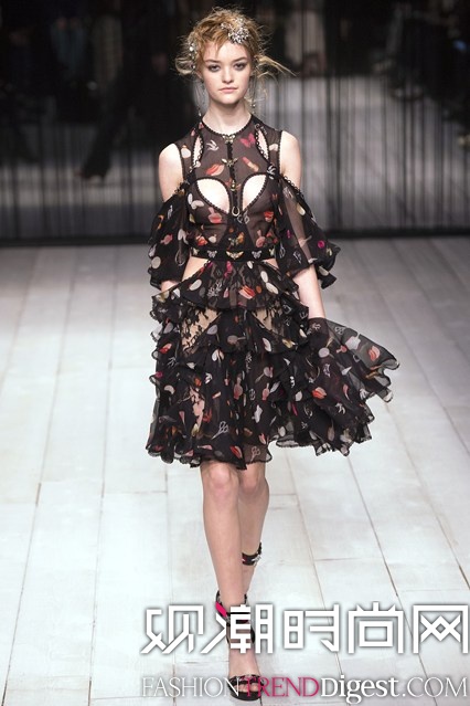 Alexander McQueen 2016ﶬ׶ʱװܸͼƬ