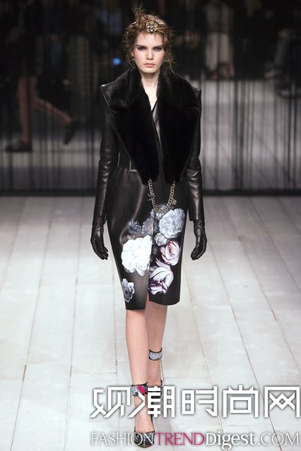 Alexander McQueen 2016ﶬؕrbܸDƬ