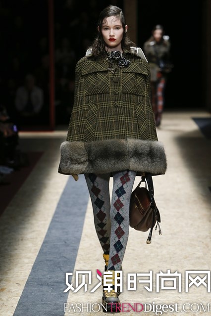 Prada 2016�ﶬϵ������ʱװ�ܸ���ͼƬ