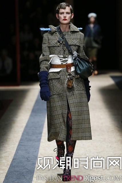 Prada 2016�ﶬϵ������ʱװ�ܸ���ͼƬ