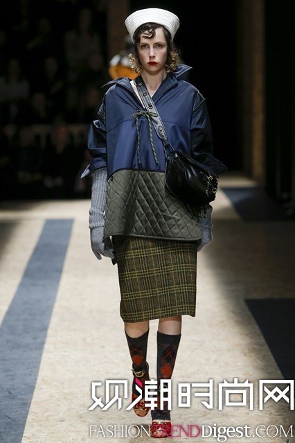 Prada 2016�ﶬϵ������ʱװ�ܸ���ͼƬ