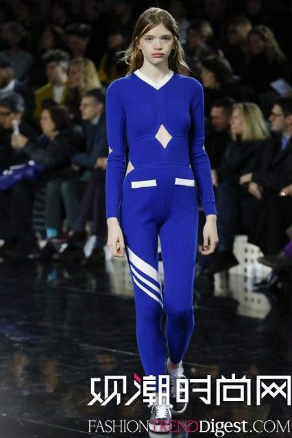 Courreges 2016ﶬϵmrbܸDƬ