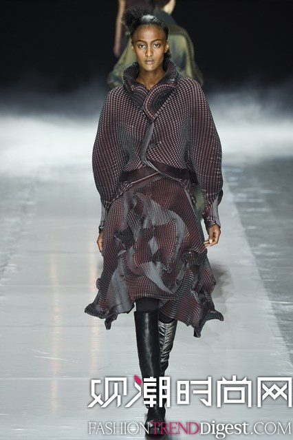 Issey Miyake 2016ﶬϵаrbܸDƬ