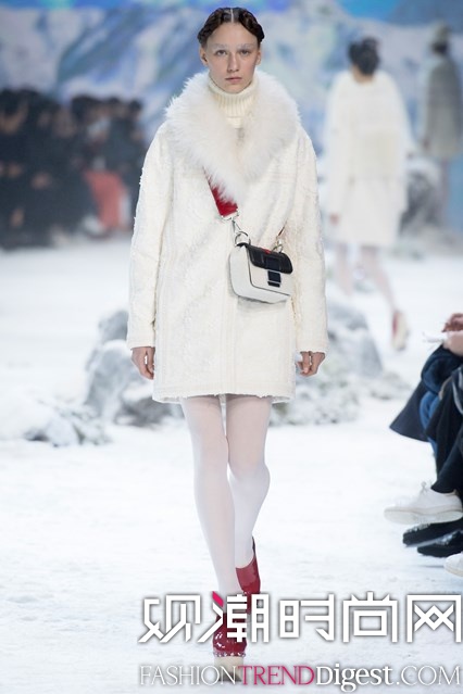 Moncler Gamme Rouge 2016ﶬϵаʱװܸͼƬ