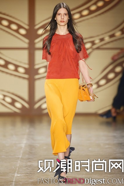 Lilly Sarti 2017ϵDƬ