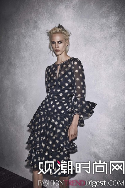 Alberta Ferretti 2017紺ϵlookbookDƬ