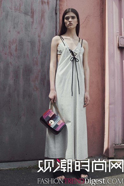 See by Chloe 2017紺ϵl(wi)ookbookDƬ