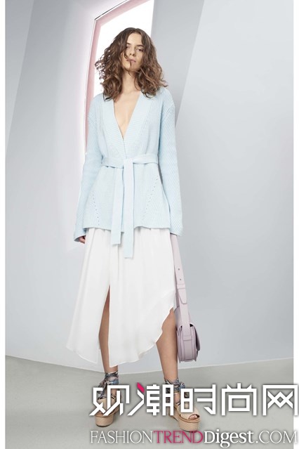 Maiyet 2017紺ϵlookbookDƬ