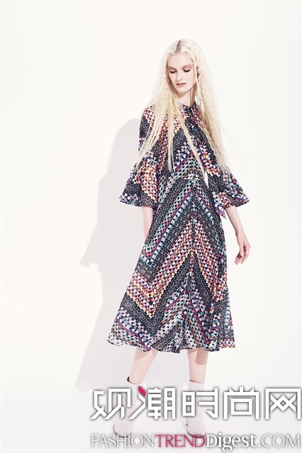 Temperley London 2017紺ϵl(wi)ookbookDƬ