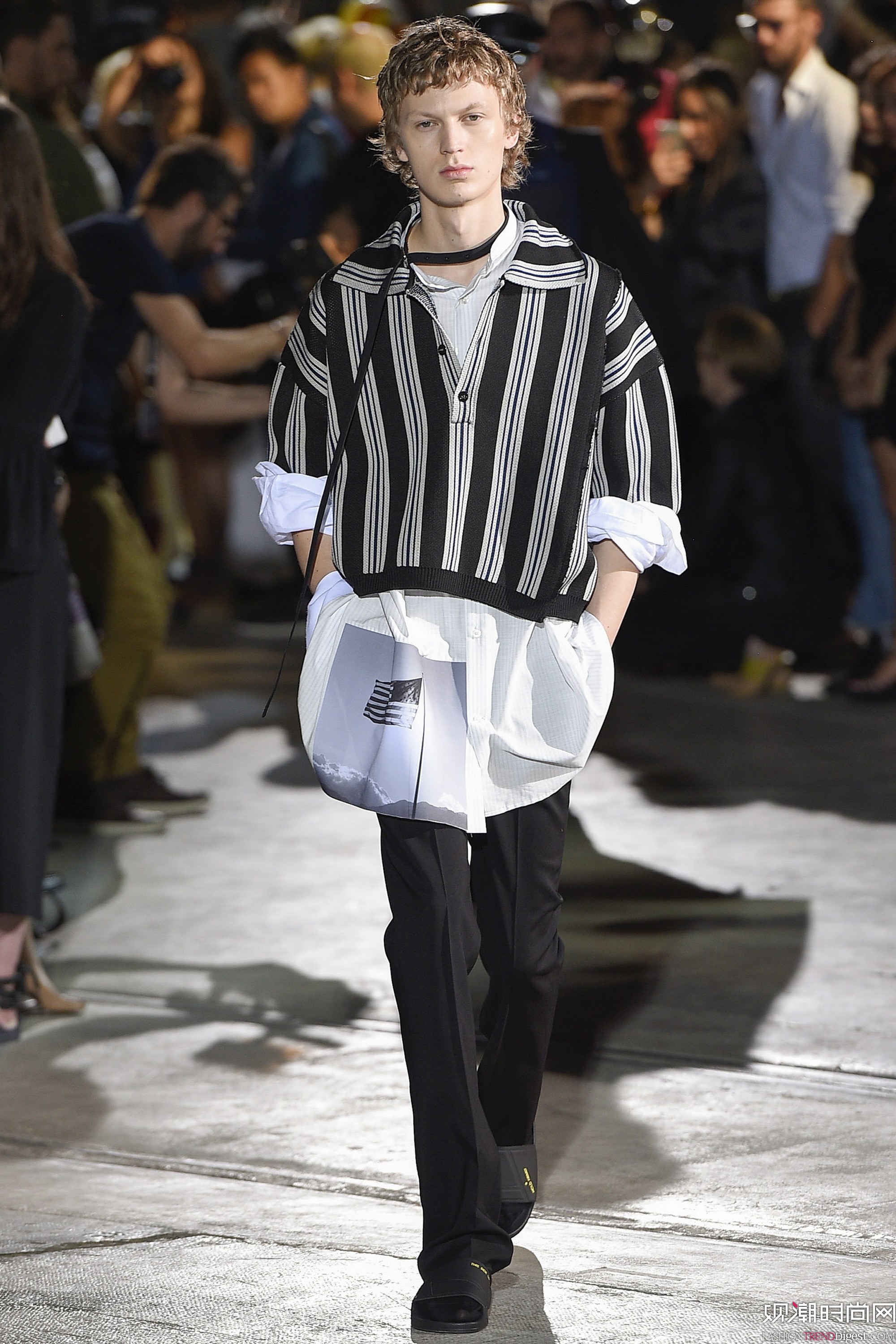 Raf Simons 2017bϵDƬ