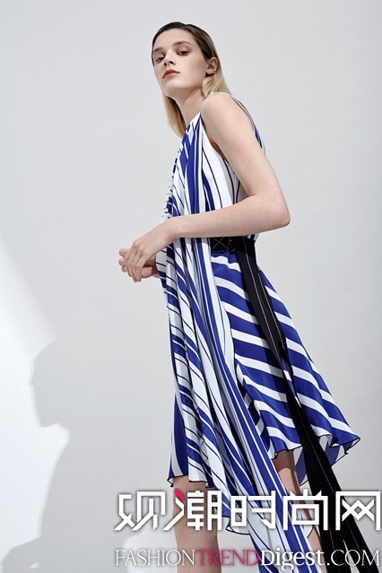 Aquilano.Rimondi 2017紺ϵlookbookDƬ