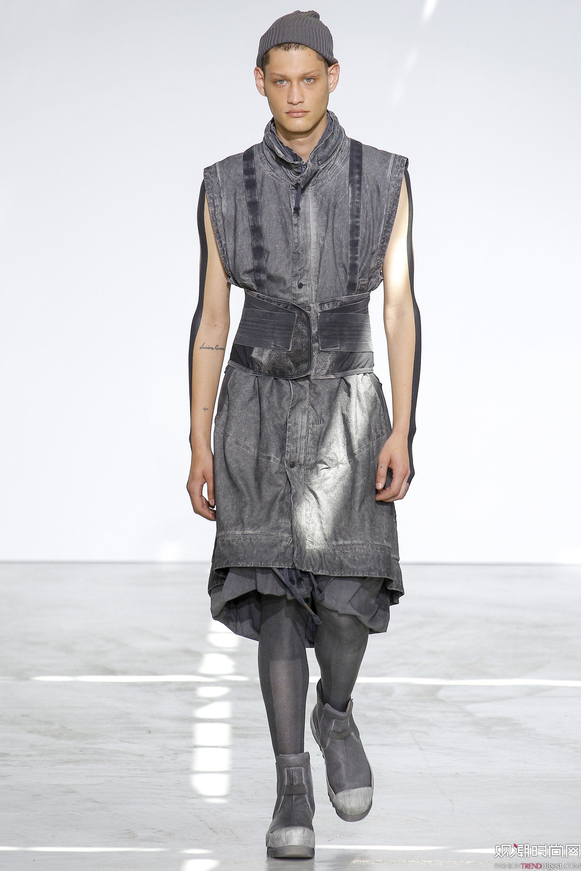 Boris Bidjan Saberi 2017bϵDƬ