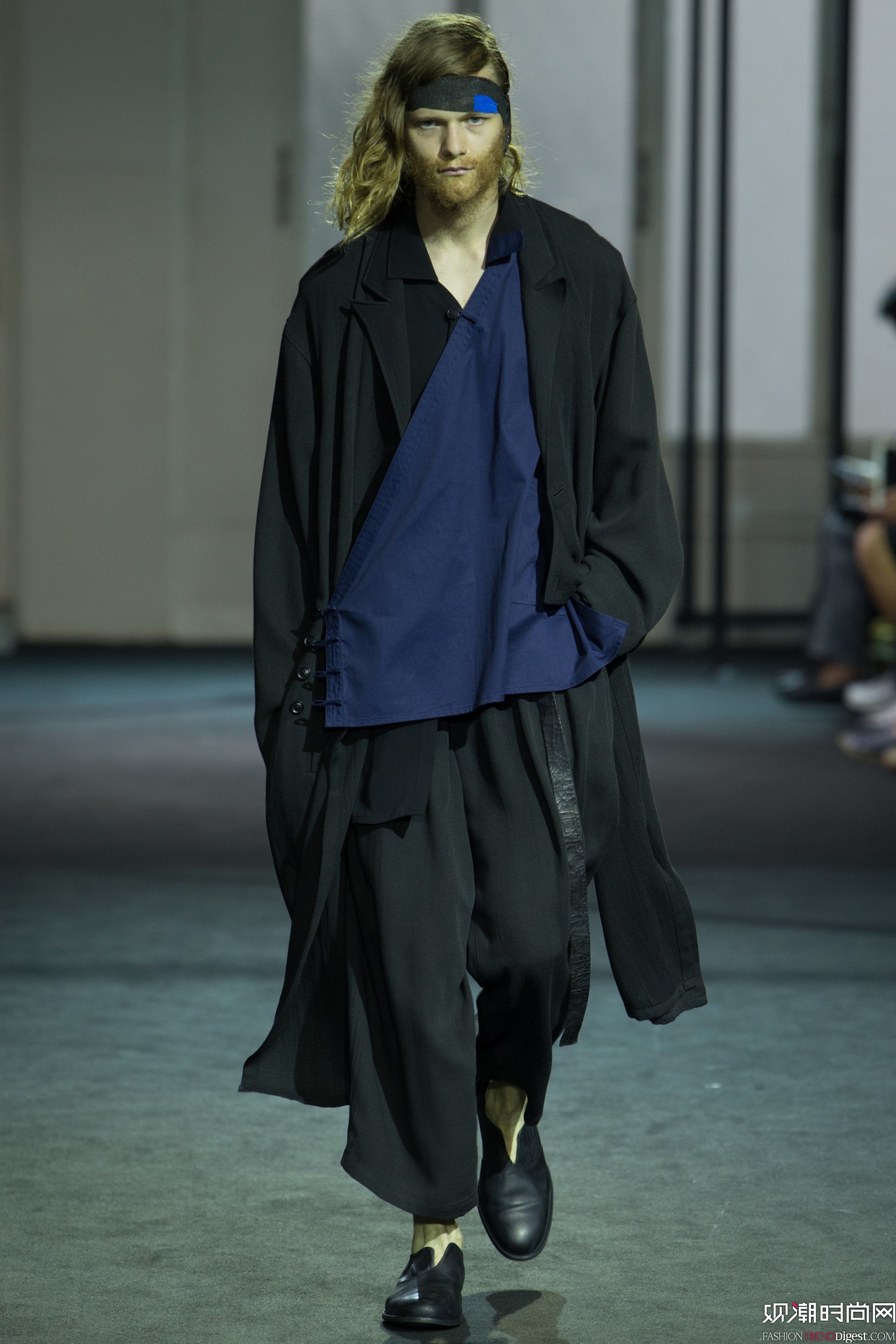 Yohji Yamamoto 2017bϵаr(sh)bܸDƬ