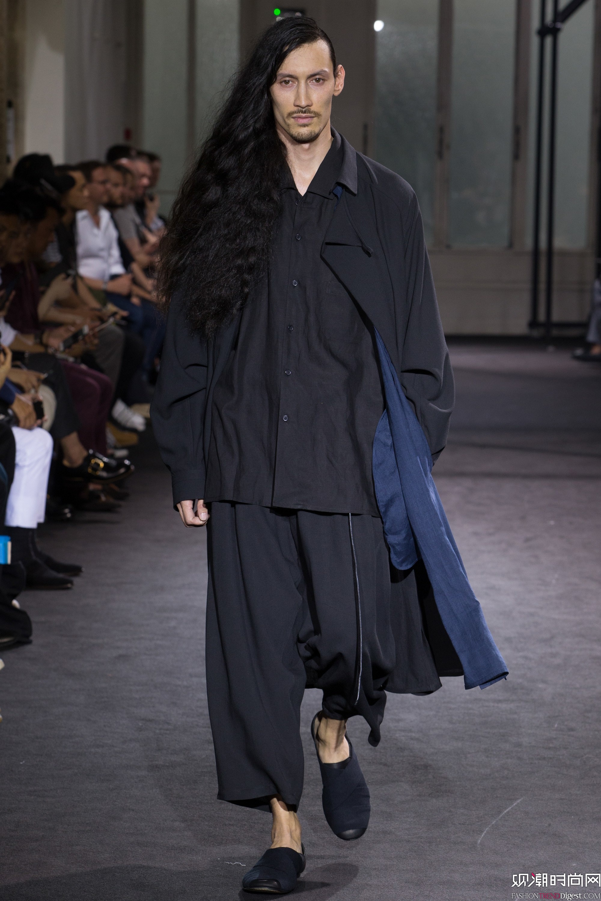 Yohji Yamamoto 2017װϵаʱװܸͼƬ