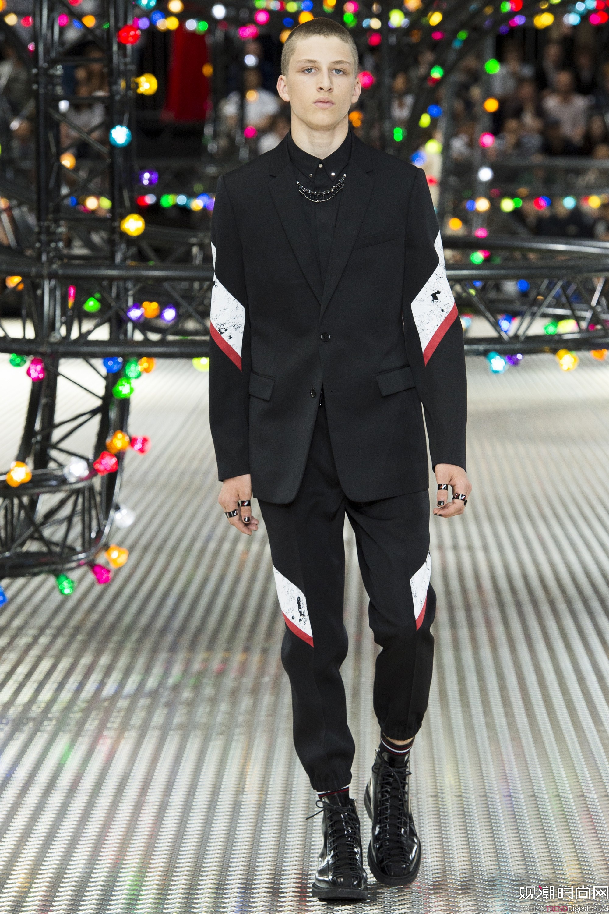 Dior Homme 2017ϵаʱװܸͼƬ