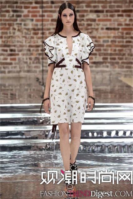 Dorothee Schumacher 2017ϵDƬ