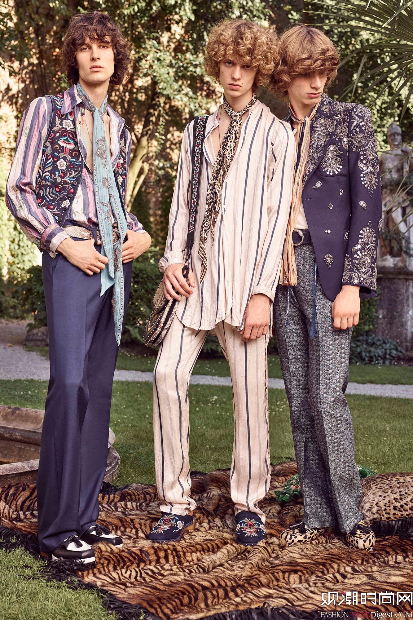 Roberto Cavalli 2017װϵLookBookͼƬ