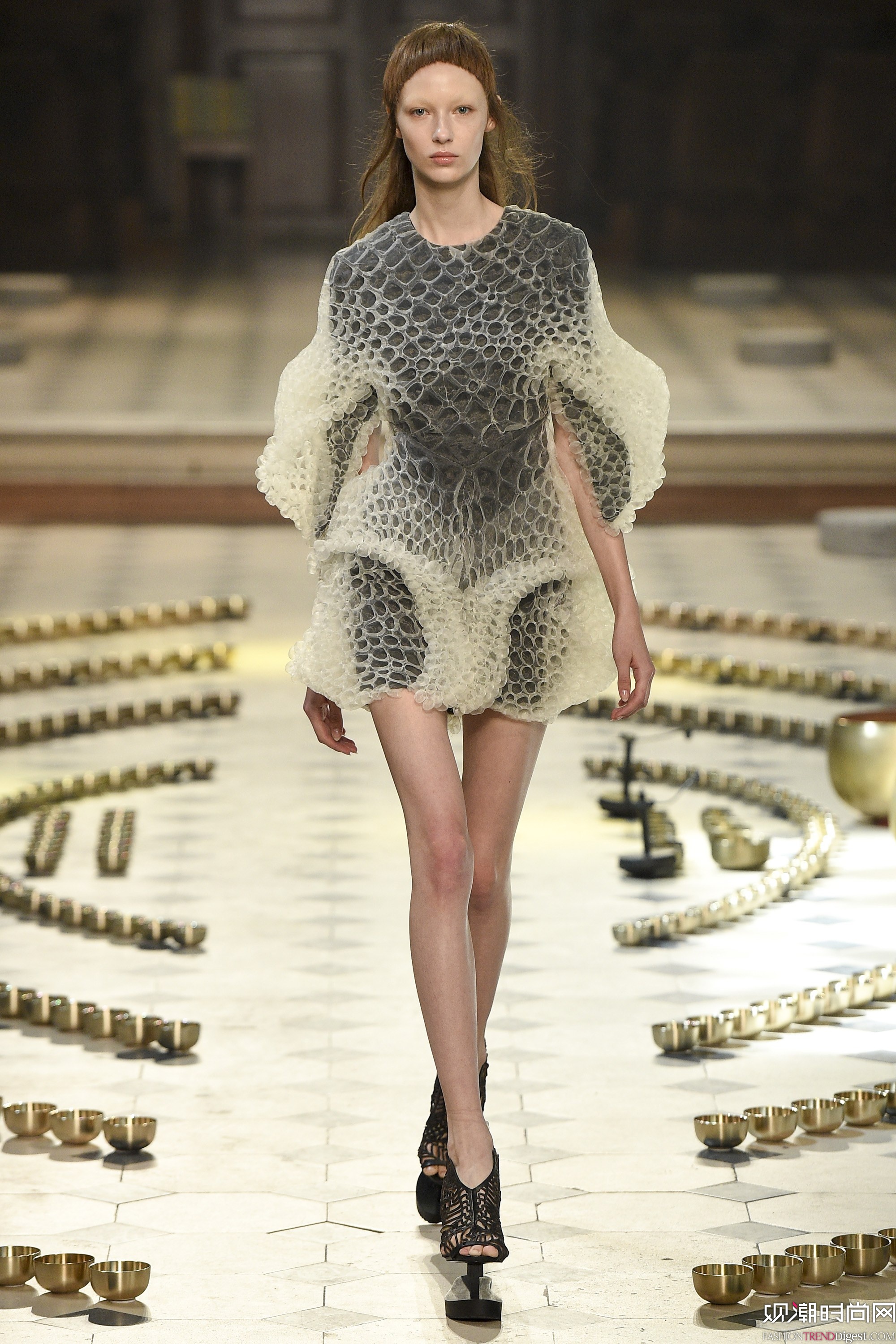 Iris van Herpen 2016ﶬ߶ϵ㳡ͼƬ