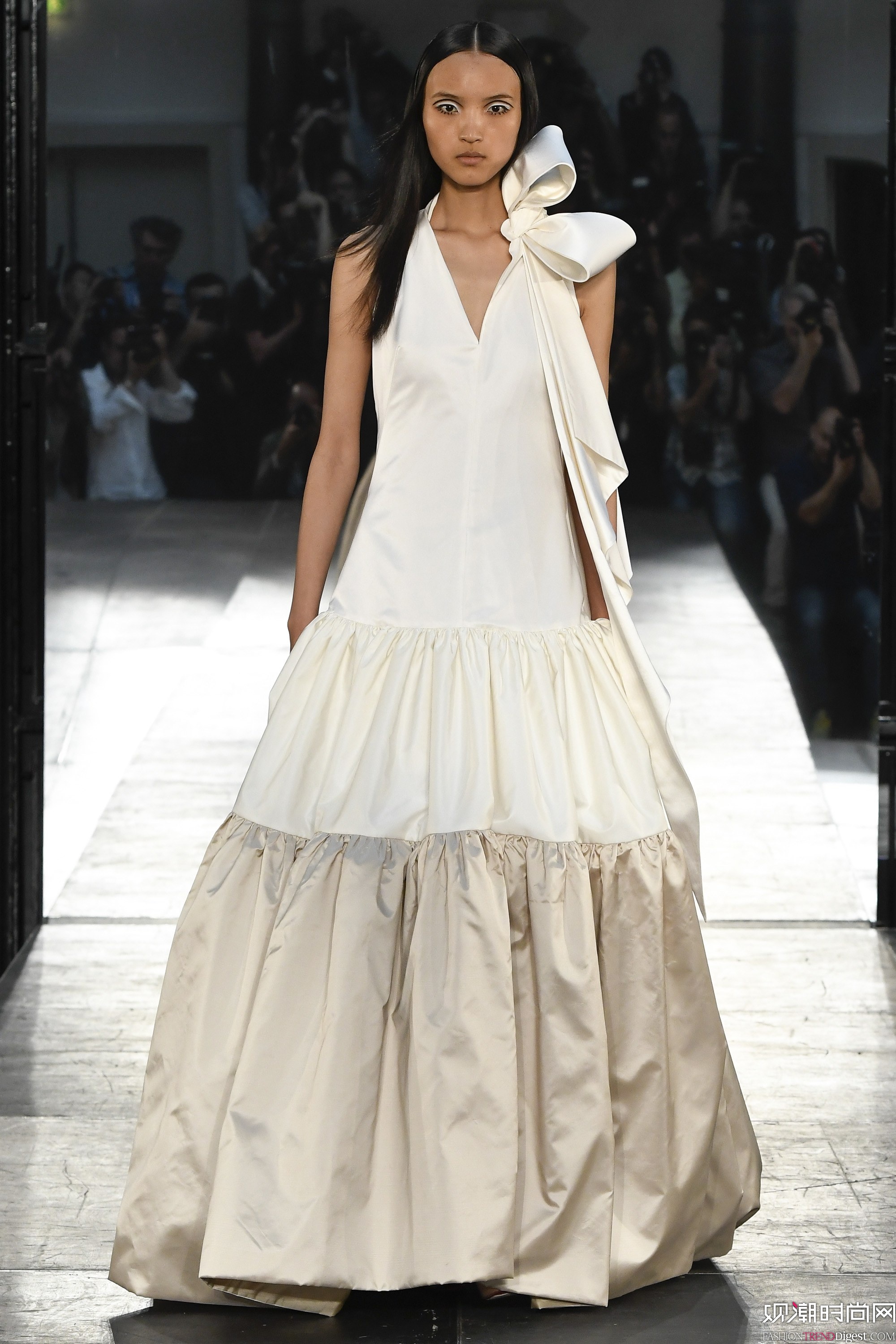 Alexis Mabille 2016ﶬ߶ϵ㳡ͼƬ