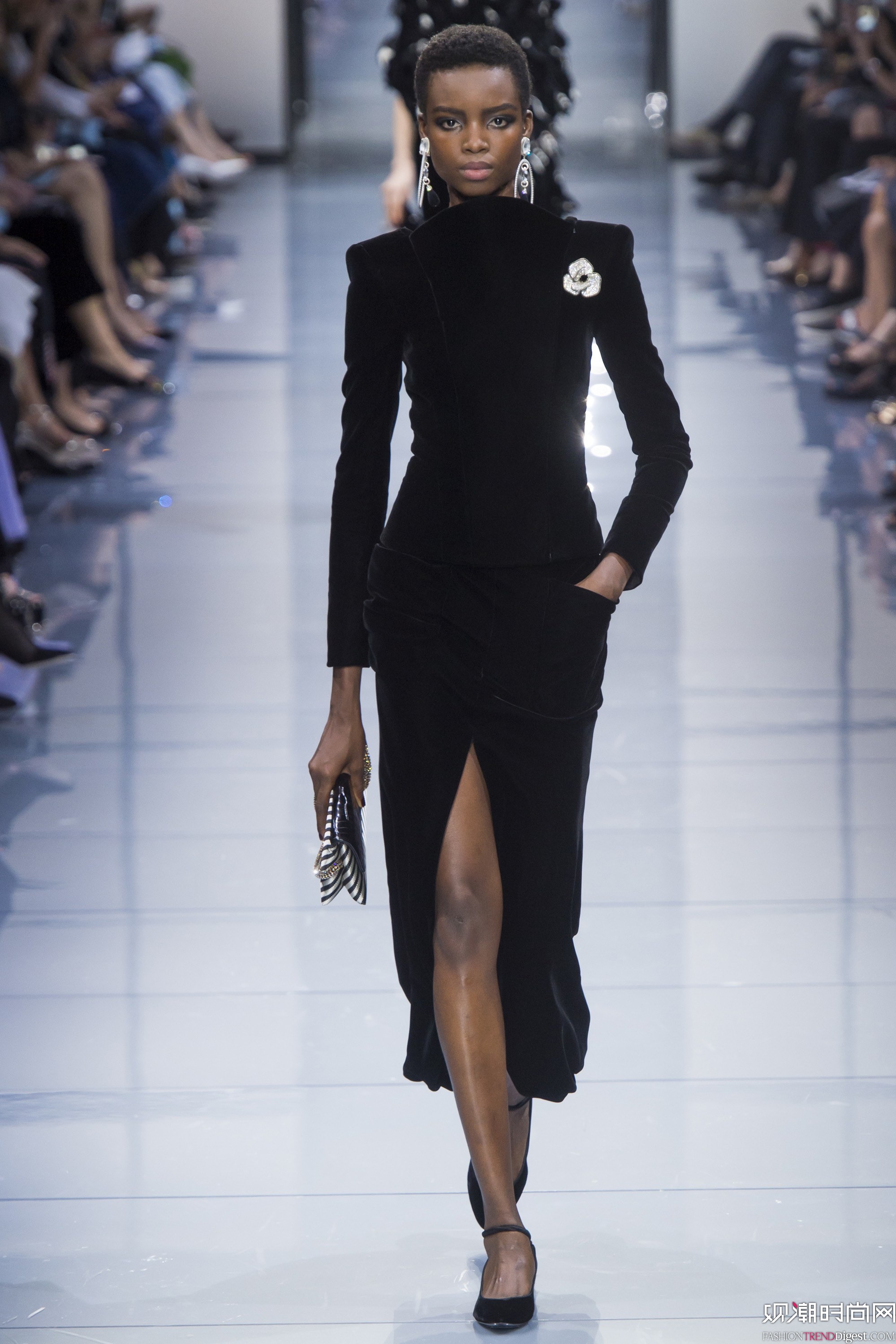 Armani Priv 2016ﶬ߶ϵ(chng)DƬ