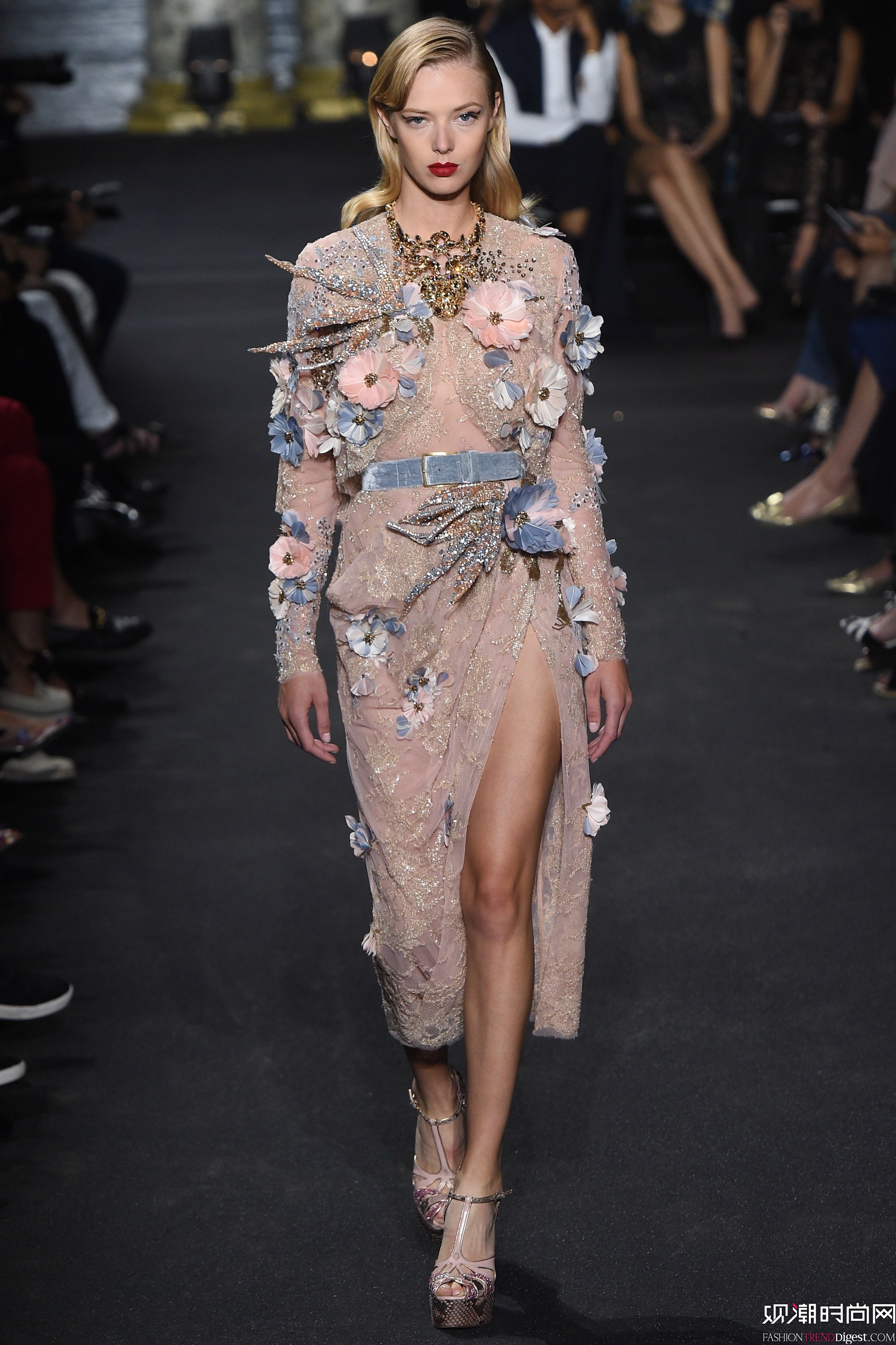 Elie Saab 2016ﶬ߶ϵ㳡ͼƬ