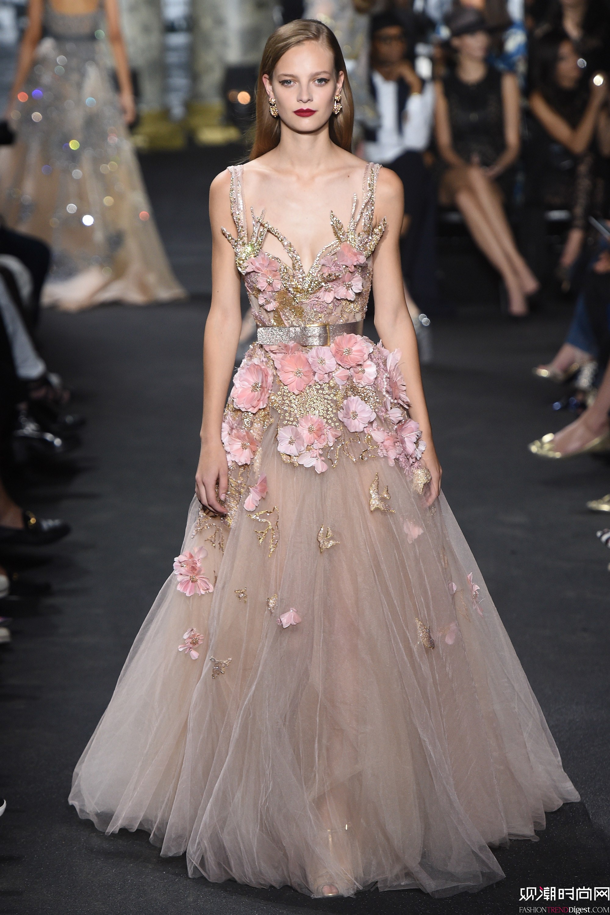 Elie Saab 2016ﶬ߶ϵ㳡ͼƬ