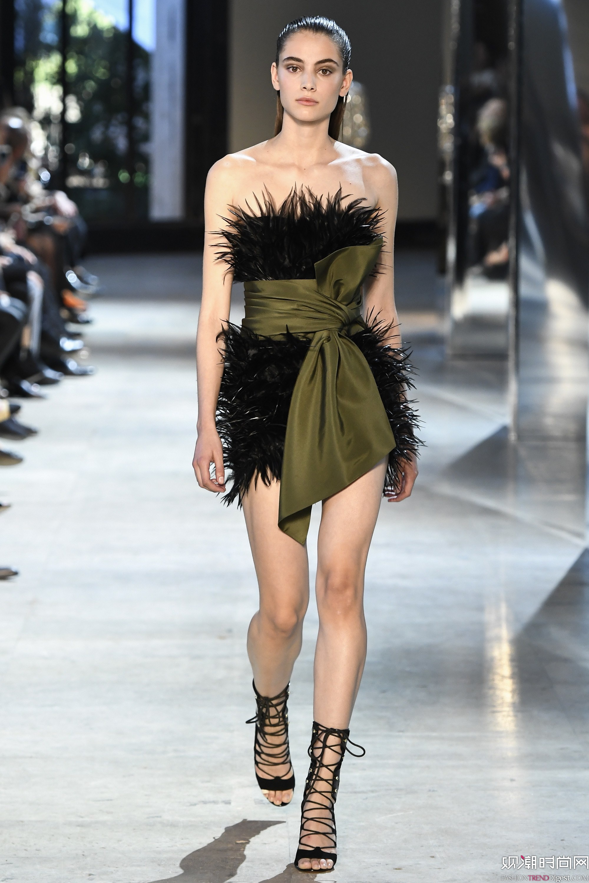 Alexandre Vauthier 2016ﶬ߶ϵ㳡ͼƬ