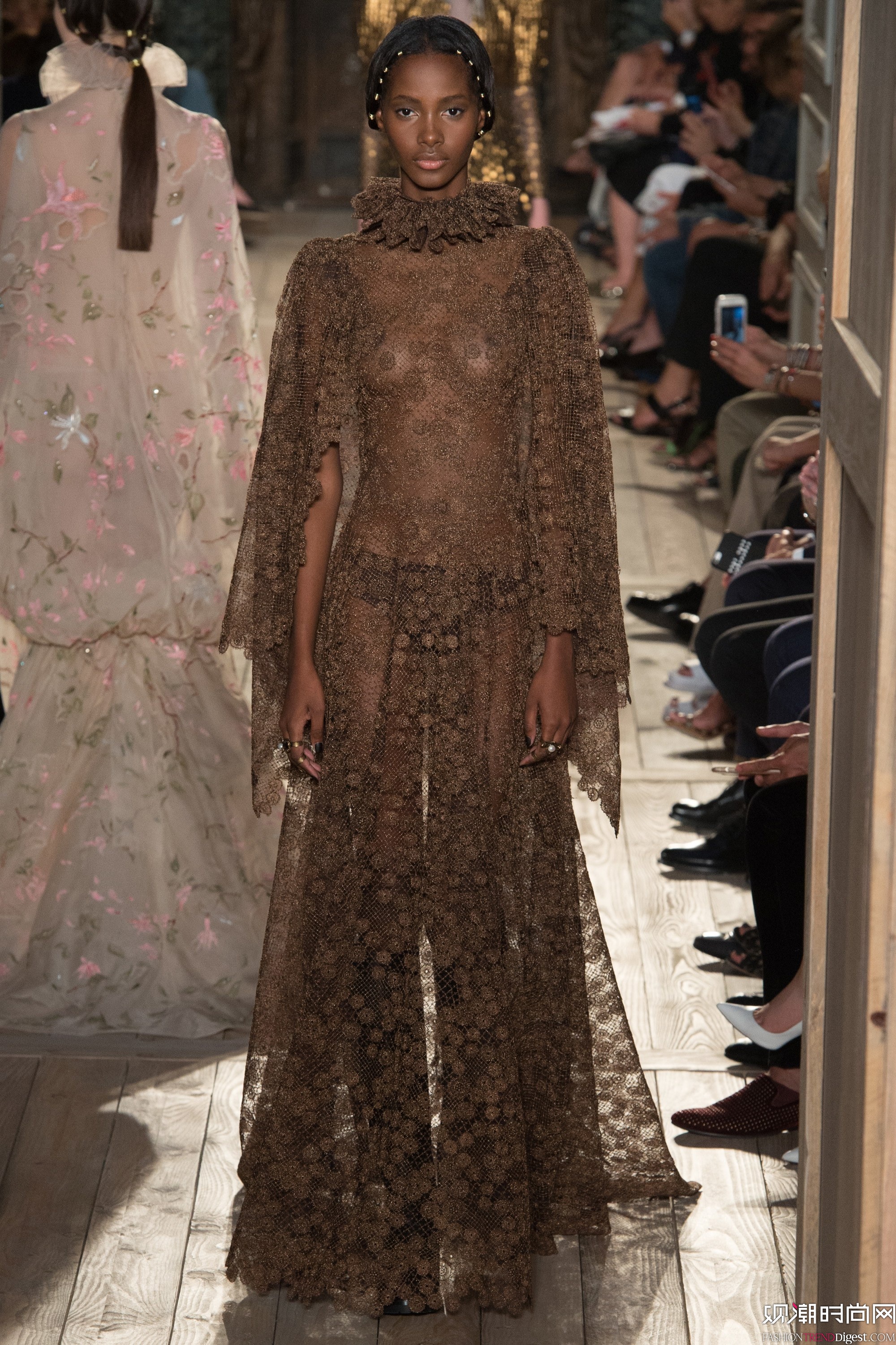 Valentino 2016ﶬ߶ʱװܸͼƬ