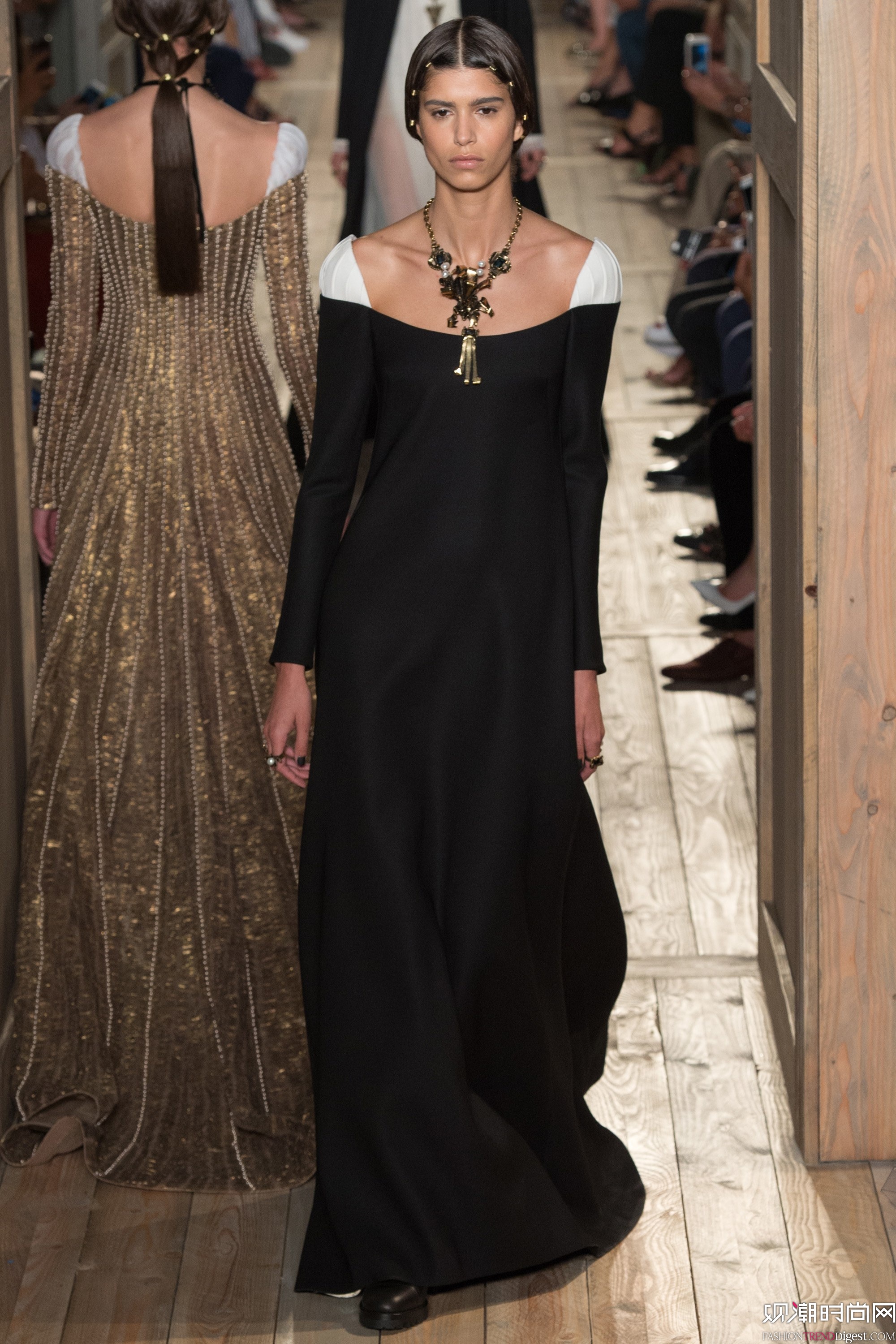 Valentino 2016ﶬ߶ʱװܸͼƬ