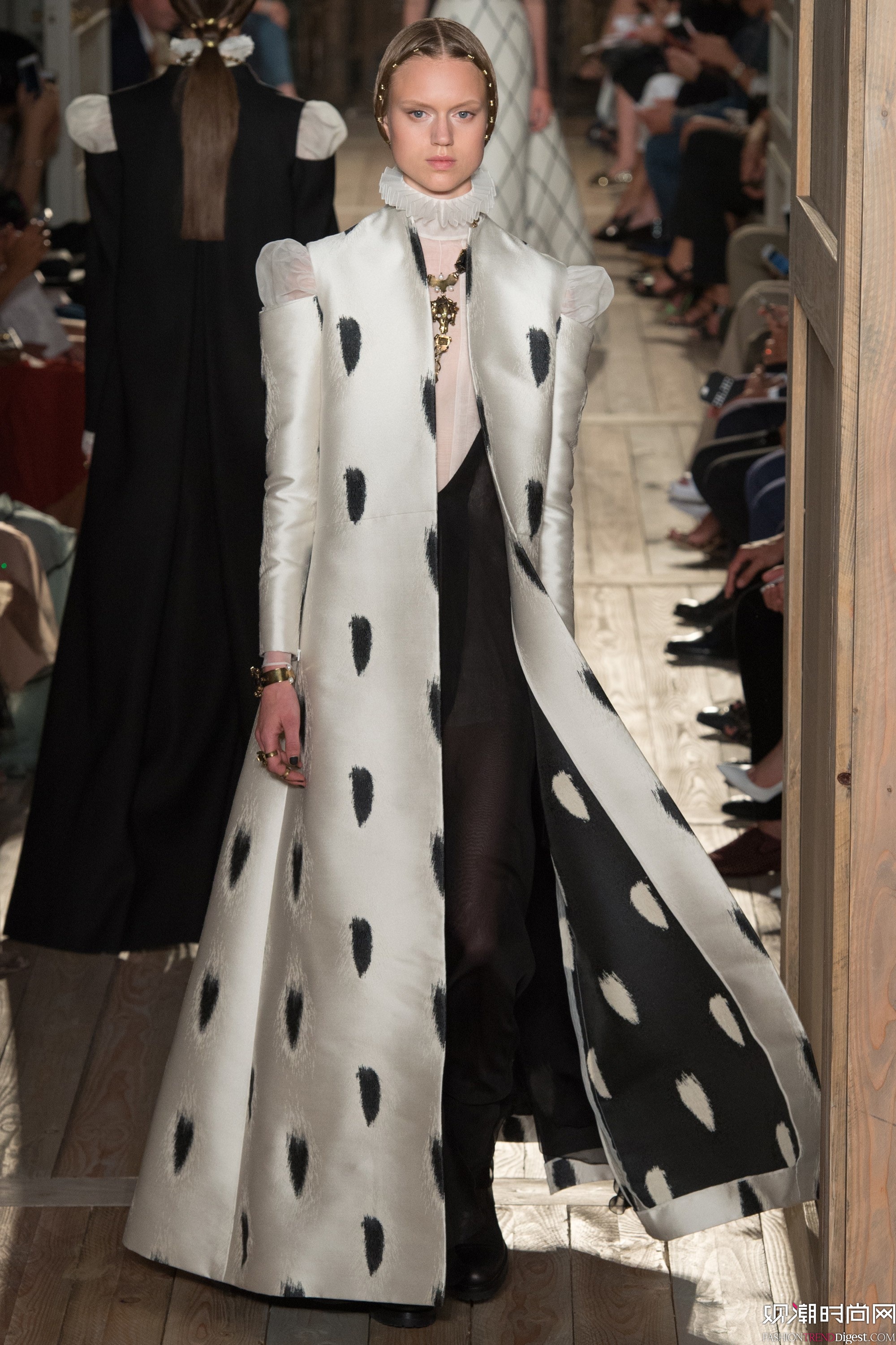 Valentino 2016ﶬ߶rbܸDƬ